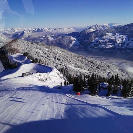 Apart Melanie Zell am Ziller Buitenkant foto